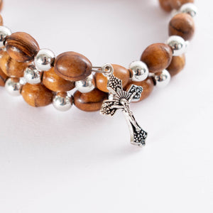 Brățară Protecție Sfințită din Lemn de Măslin cu Mărgele Metalice și Crucifix argint - Din Ierusalim