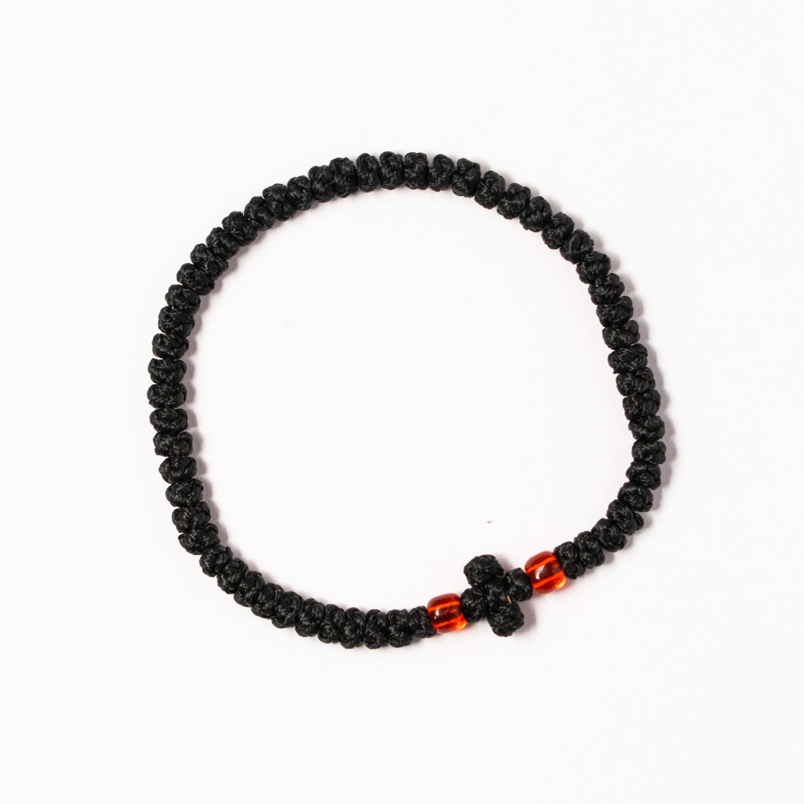 Brățară cu Nod în Formă de Cruce și Mărgele Roșii – Protecție și Credință