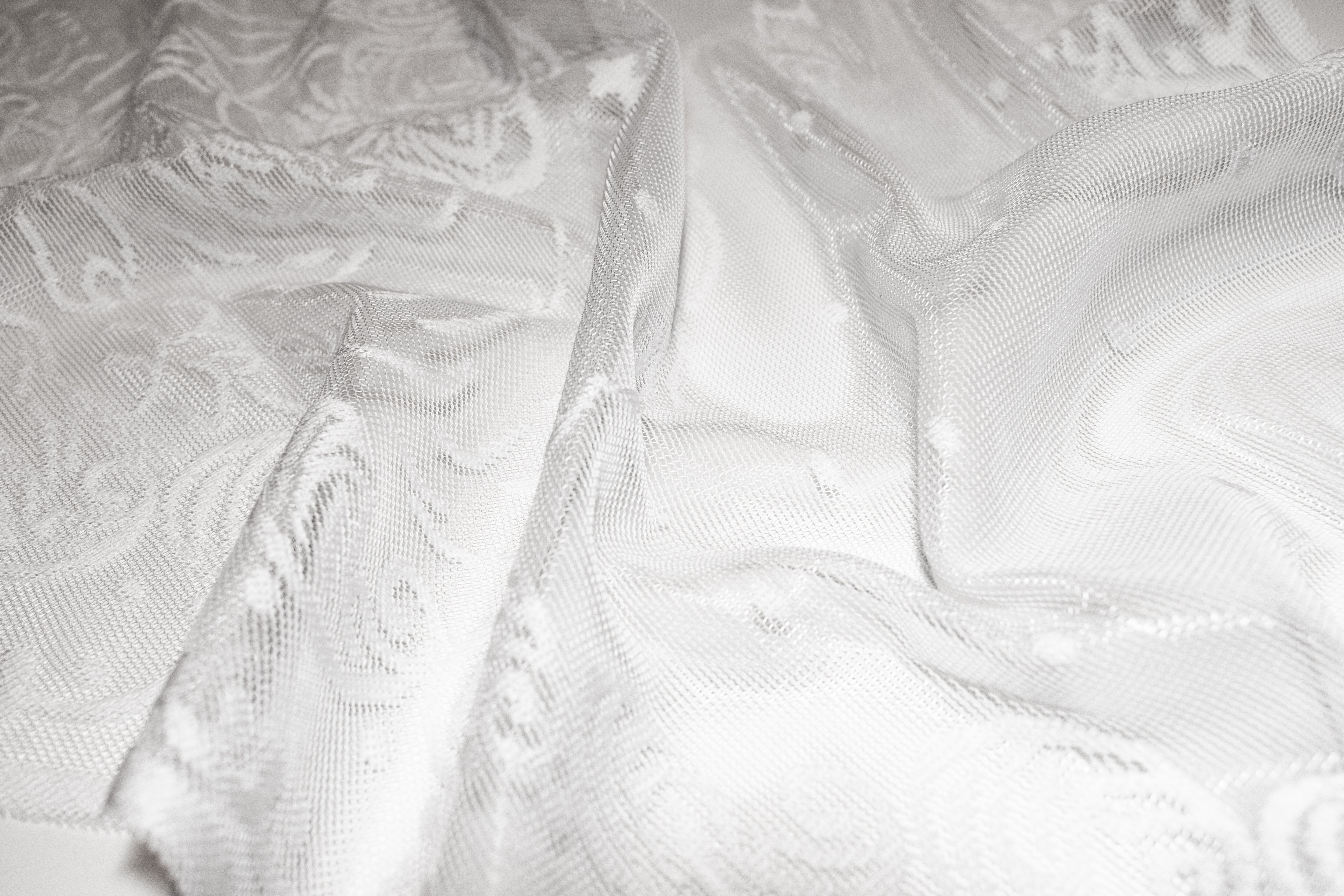 Eșarfă Albă Triunghiulară cu Maica Domnului – Ierusalim, Țara Sfântă