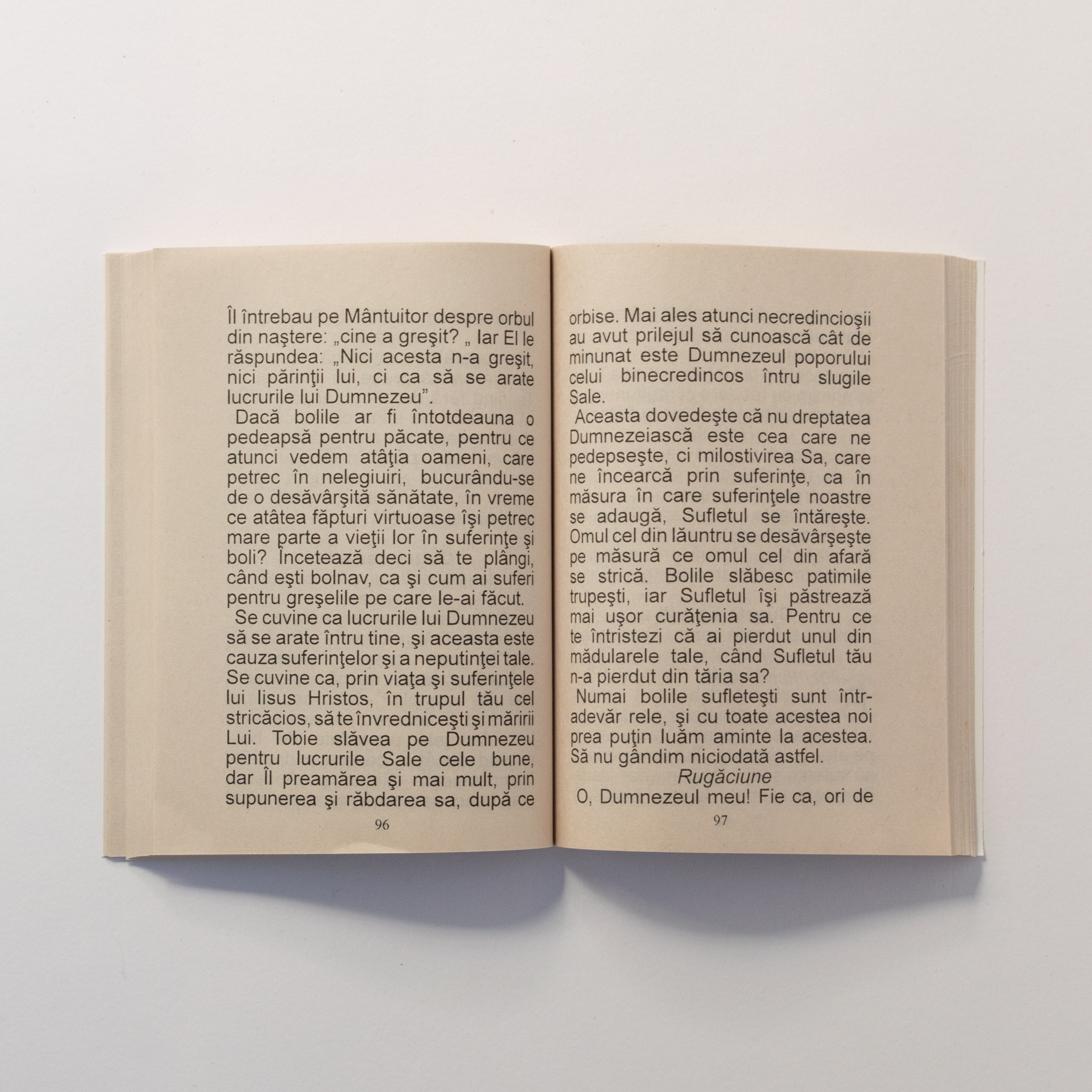 Mângâietorul celor întristați, bolnavi și bătrâni – Carte de rugăciuni pentru alinare și întărire sufletească