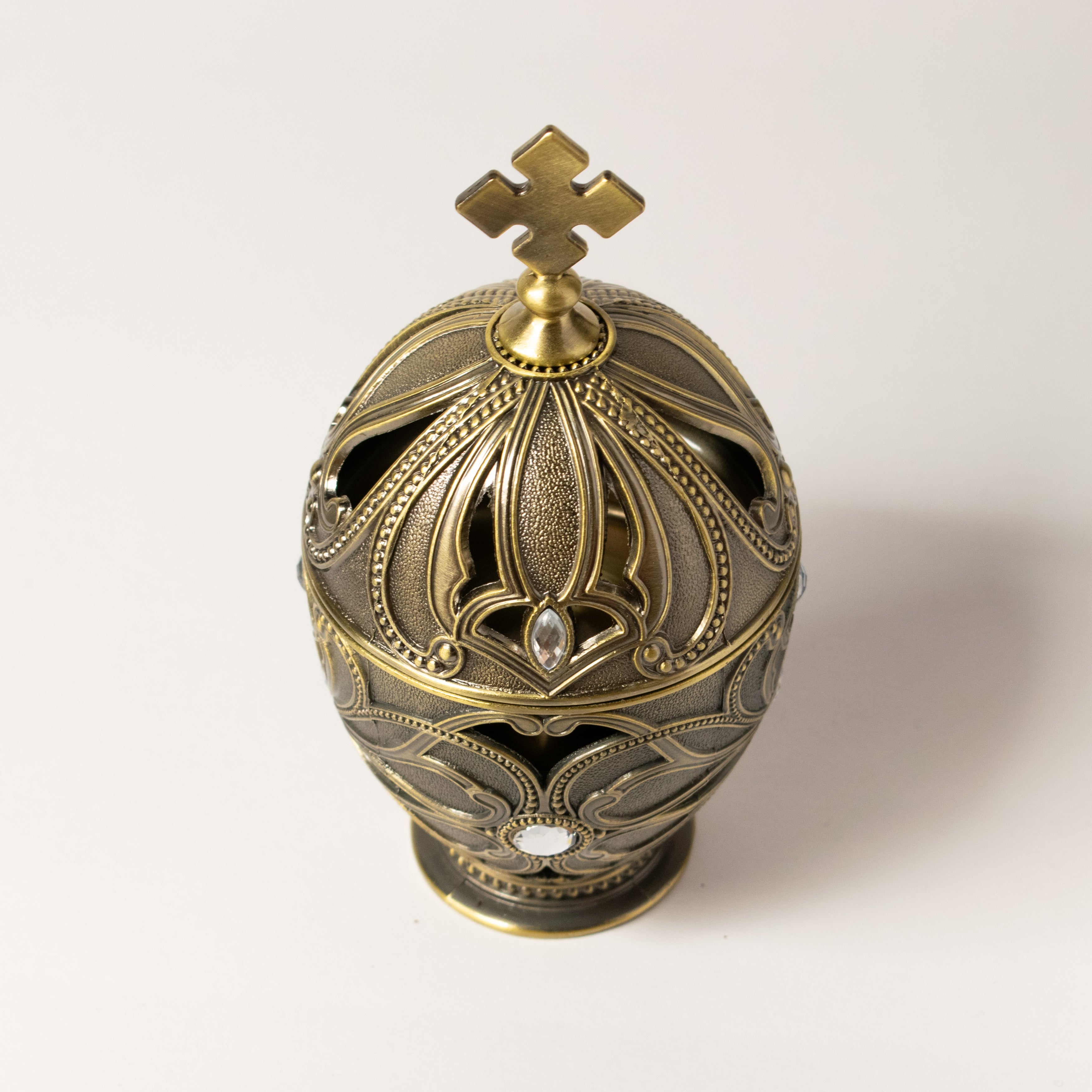 Cădelniță Ortodoxă - Cățuie pentru Tămâie – Simbol al Rugăciunii și Curățirii Spirituale