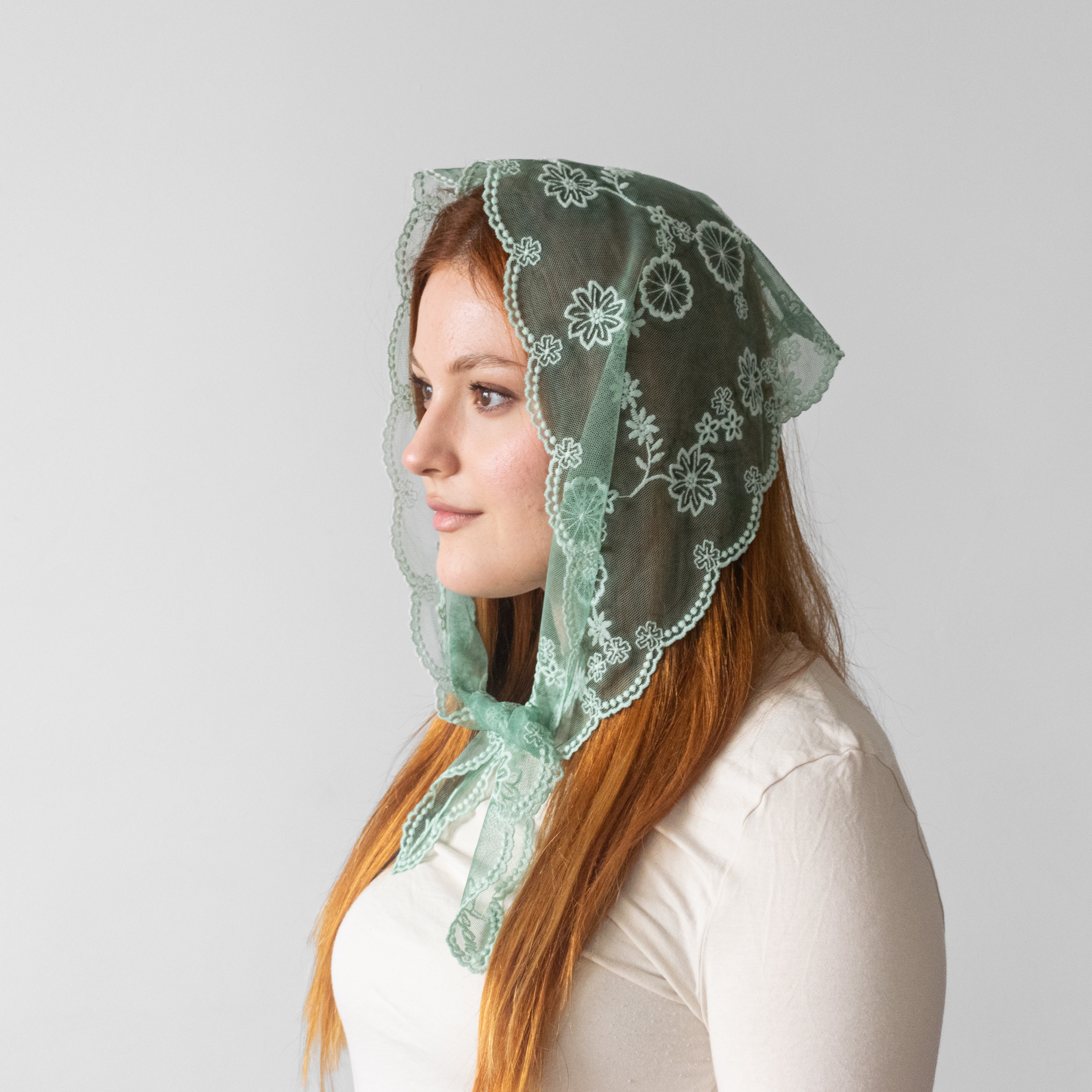 Eșarfă Elegantă Verde cu Broderie – Binecuvântată în Țara Sfântă – pentru Purtare Zilnică și Rugăciune