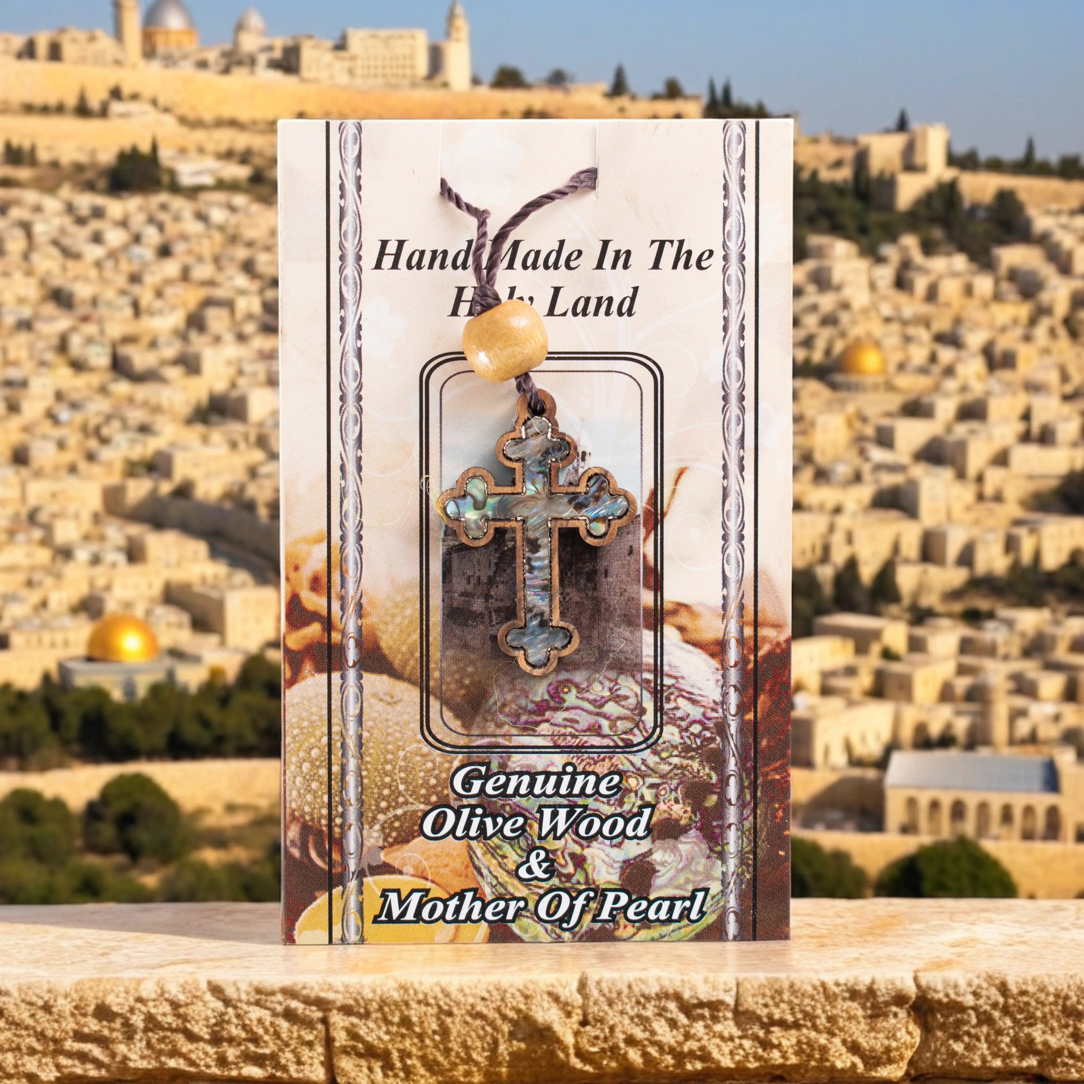 Lănțișor cu cruciuliță cuarț din lemn de măslin - sculptată la biserica "Nașterea Domnului" din  Betleem