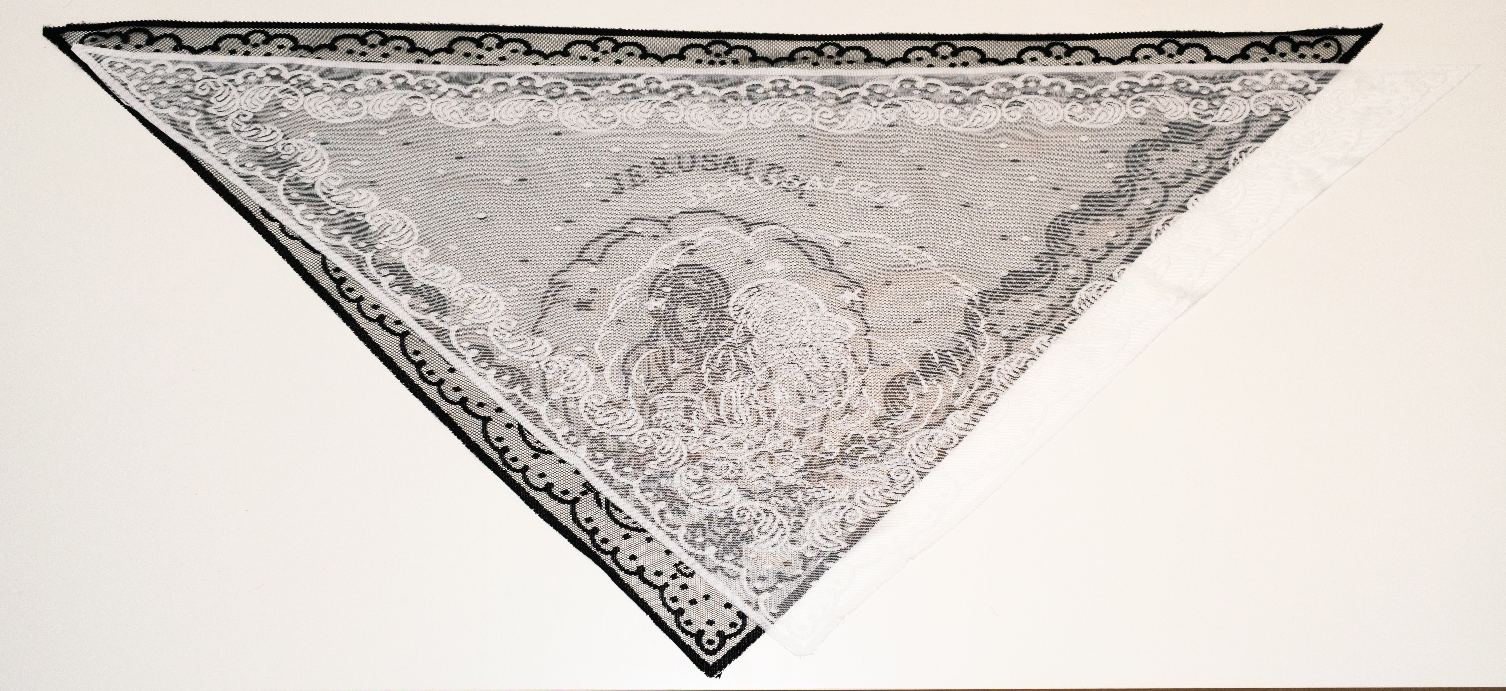 Eșarfă Albă Triunghiulară cu Maica Domnului – Ierusalim, Țara Sfântă