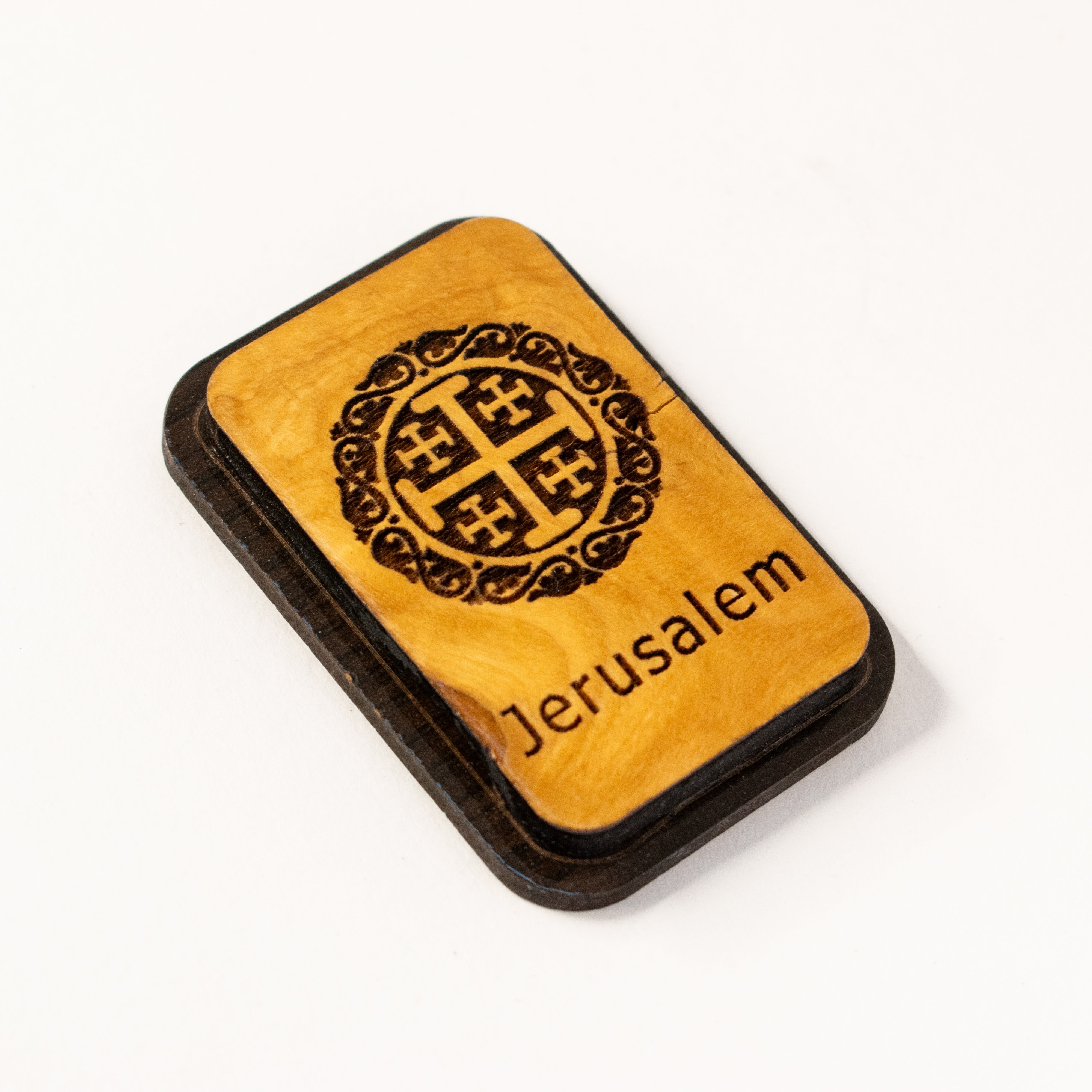 Magnet din lemn cu crucea medievală a Ierusalimului