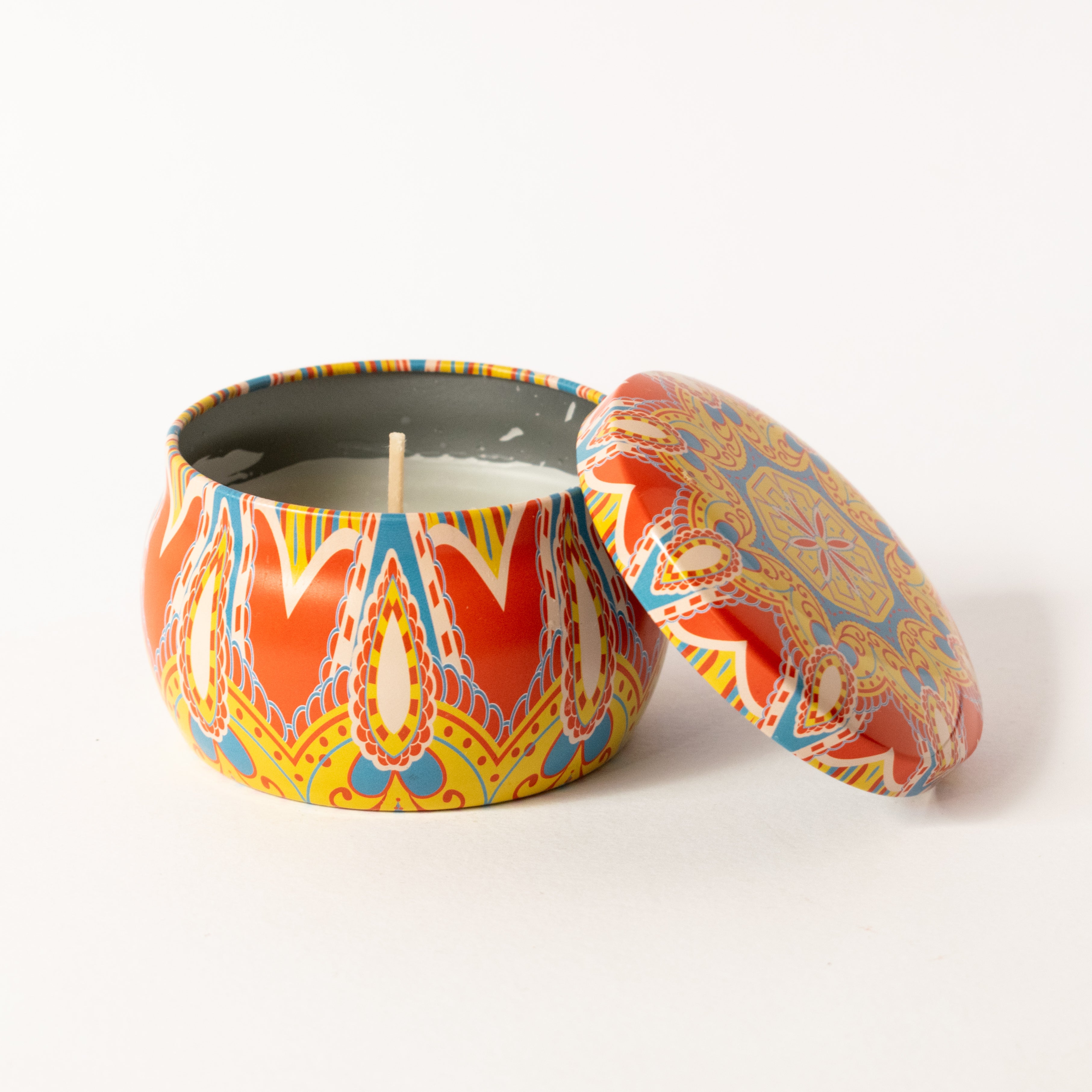 Lumânare parfumată pentru casă cu mir – Mireasmă de Trandafir – Mângâiere și Pace Sufletească