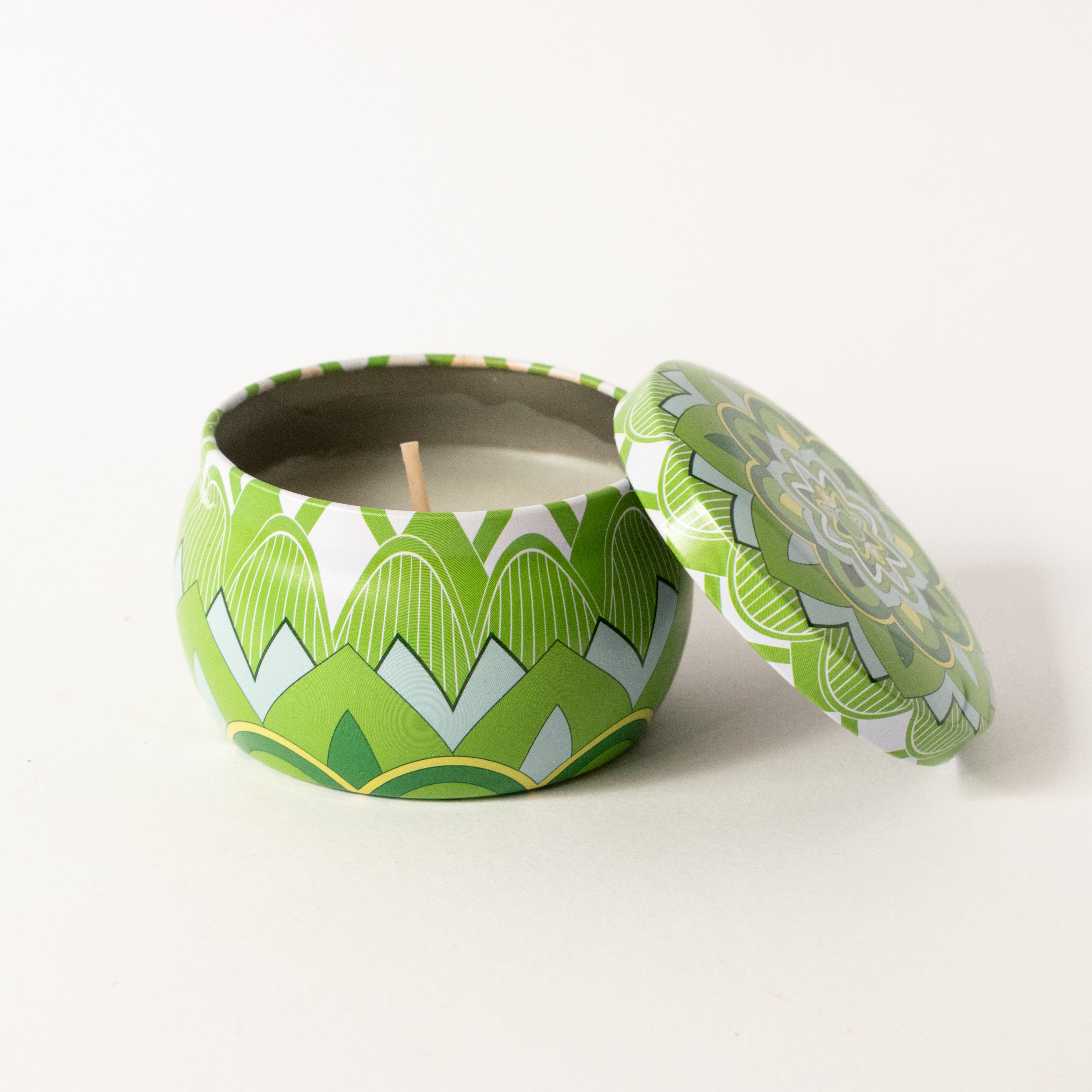 Lumânare parfumată pentru casă cu mir – Mireasmă de Nard – Reculegere și Liniște Sufletească– Aroma Biblică a Consacrării