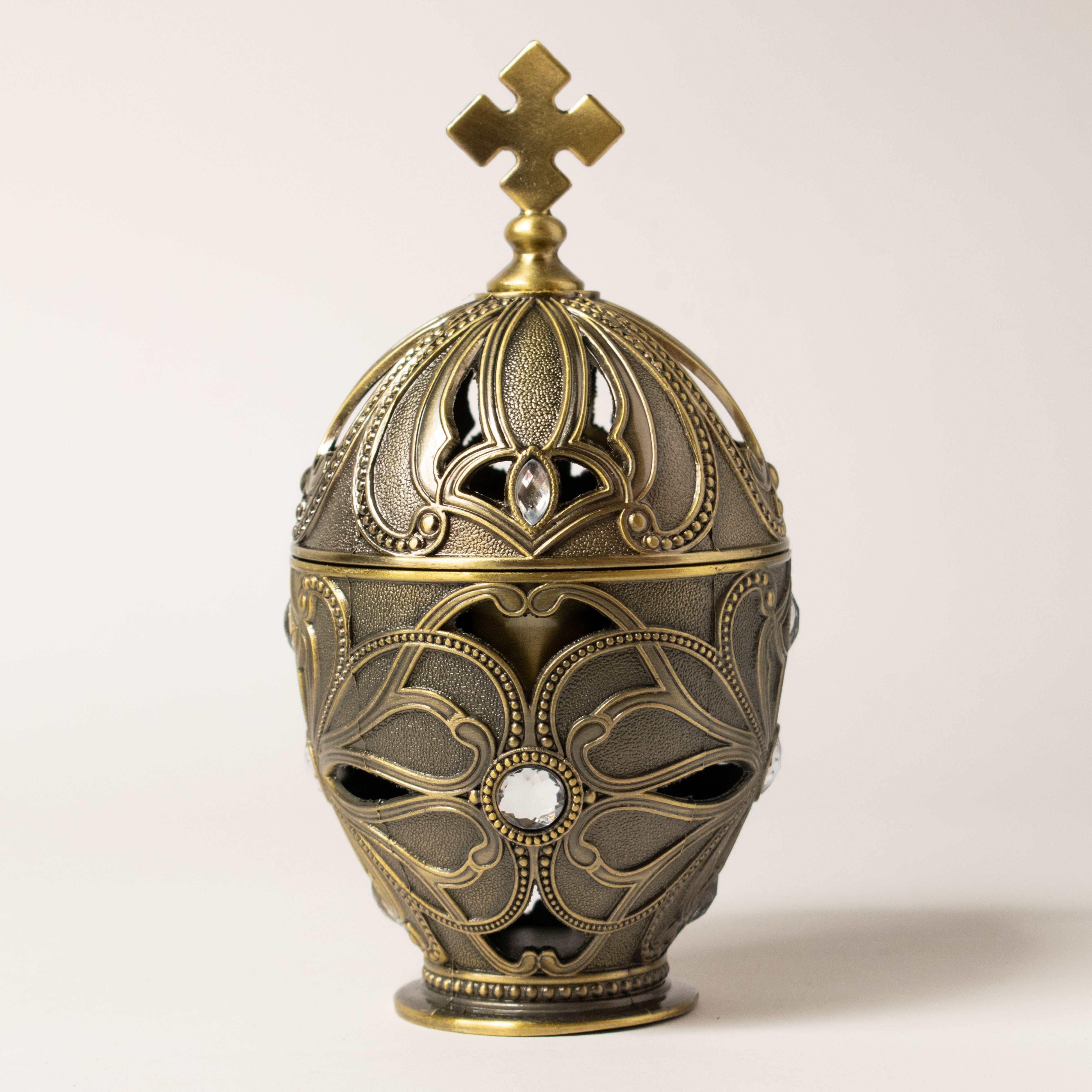 Cădelniță Ortodoxă - Cățuie pentru Tămâie – Simbol al Rugăciunii și Curățirii Spirituale